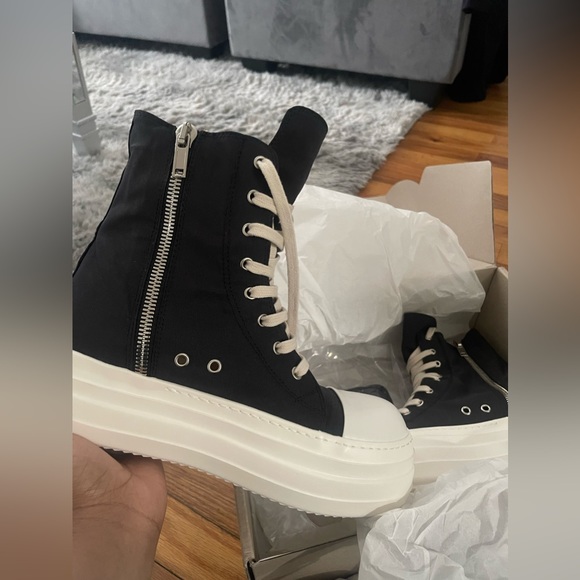 Rick Ownes - Picture 5 of 5